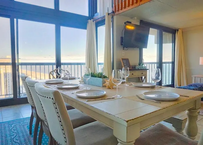 Amazing Ocean And Bay Views Apartment